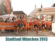  Start zum Halbmarathon-Lauf 2013, 1. Gruppe (Foto: Martin Schmitz)